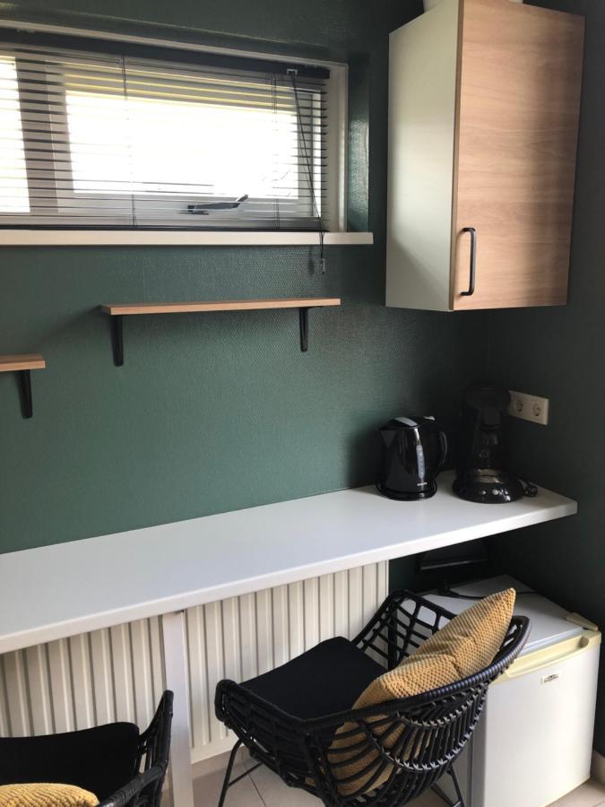 Nieboer Bed & Breakfast Vrouwenpolder Luaran gambar