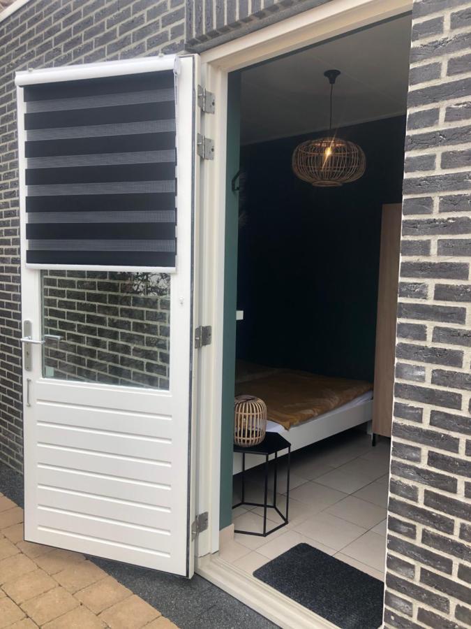 Nieboer Bed & Breakfast Vrouwenpolder Luaran gambar