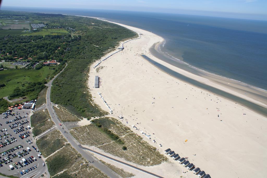 Nieboer Bed & Breakfast Vrouwenpolder Luaran gambar